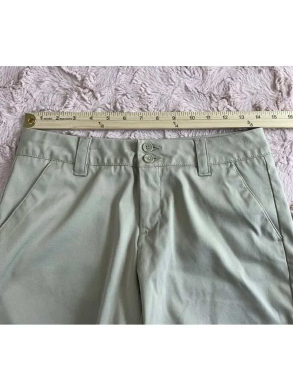BCG Academy Sports Golf Shorts Women’s Size 2 Lightweight Khaki EUC